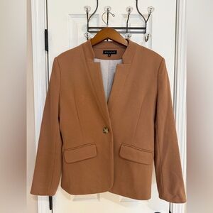 GIBSONLOOK Women’s Tan Blazer